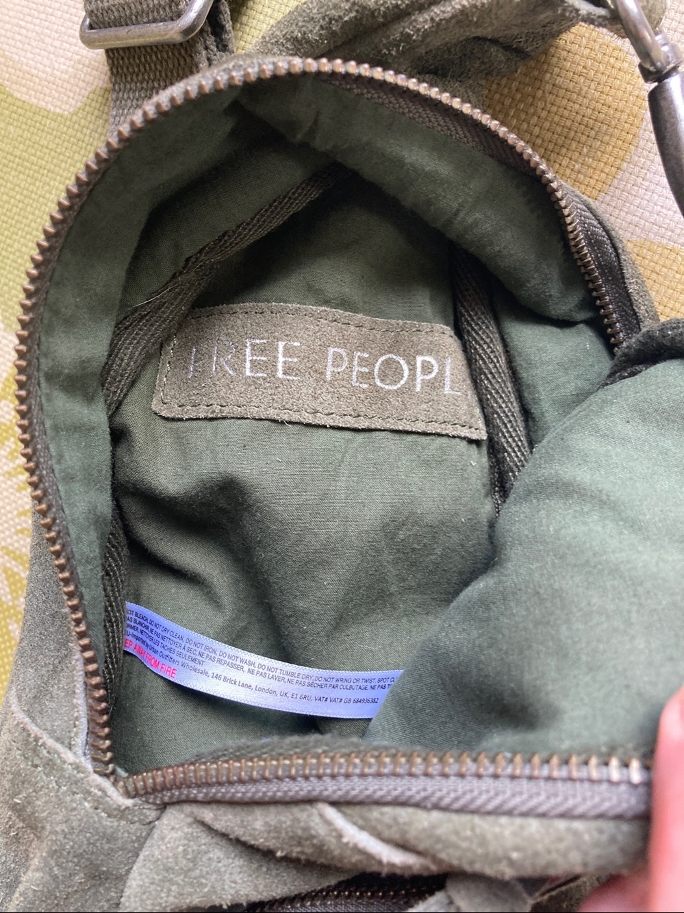 Free People Suede Hudson sling bag - Picture 2 of 4